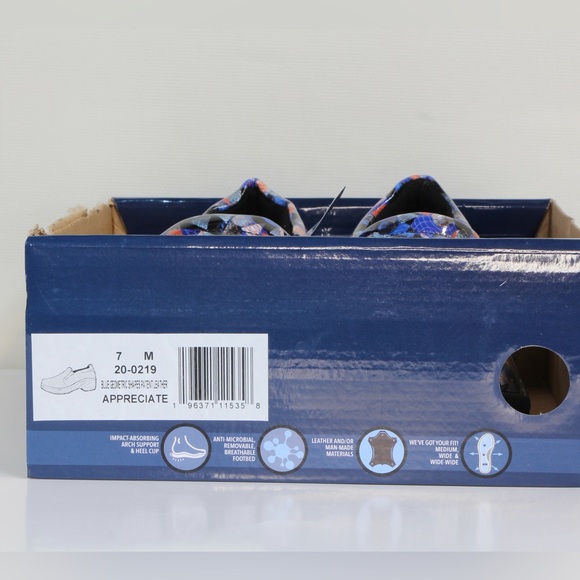 Easy Works by Easy Street Black Appreciate Women's Slip-Resistant Work Shoes NWT - Picture 11 of 12